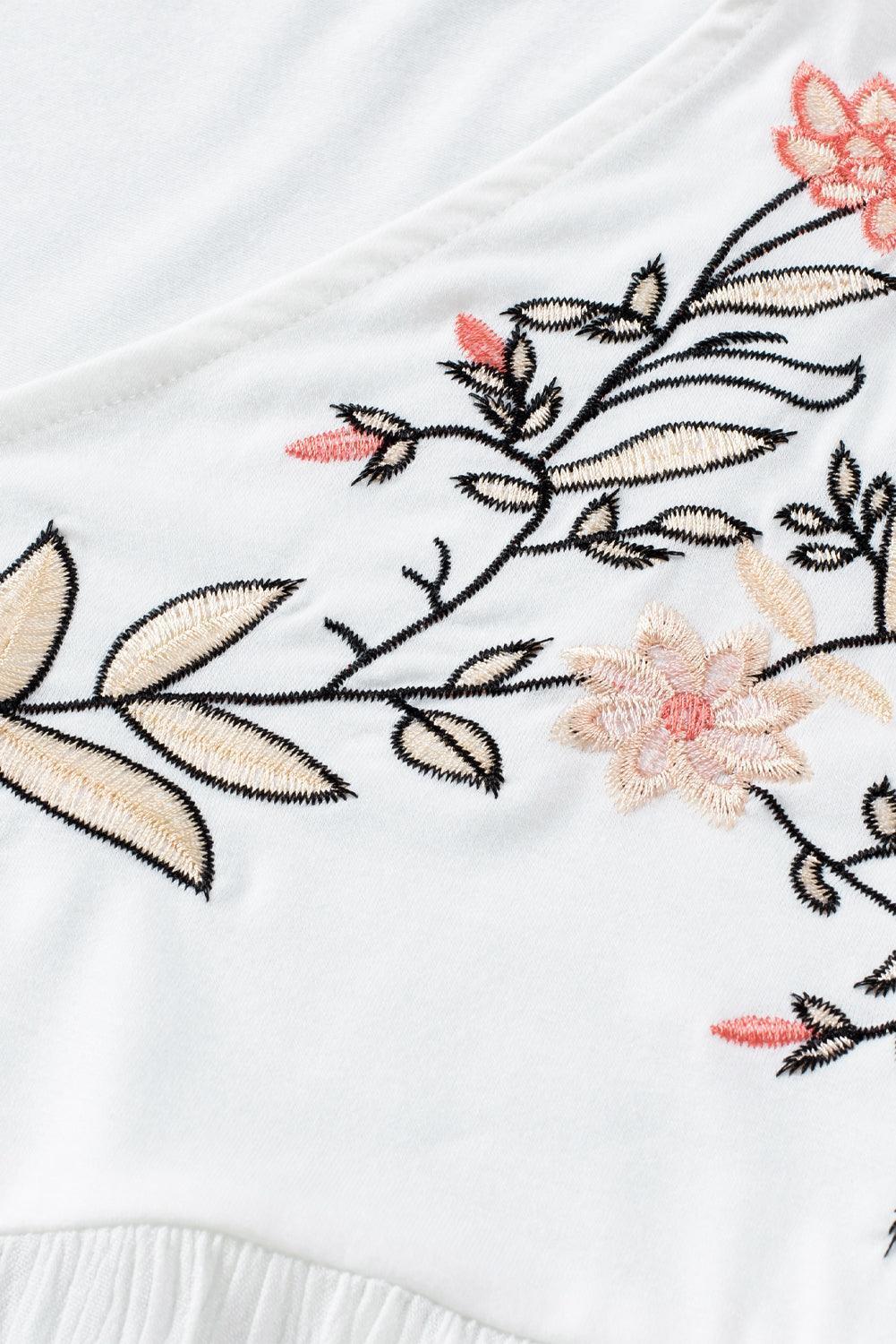 Adorable Embroidered High Low Blouse - MXSTUDIO.COM