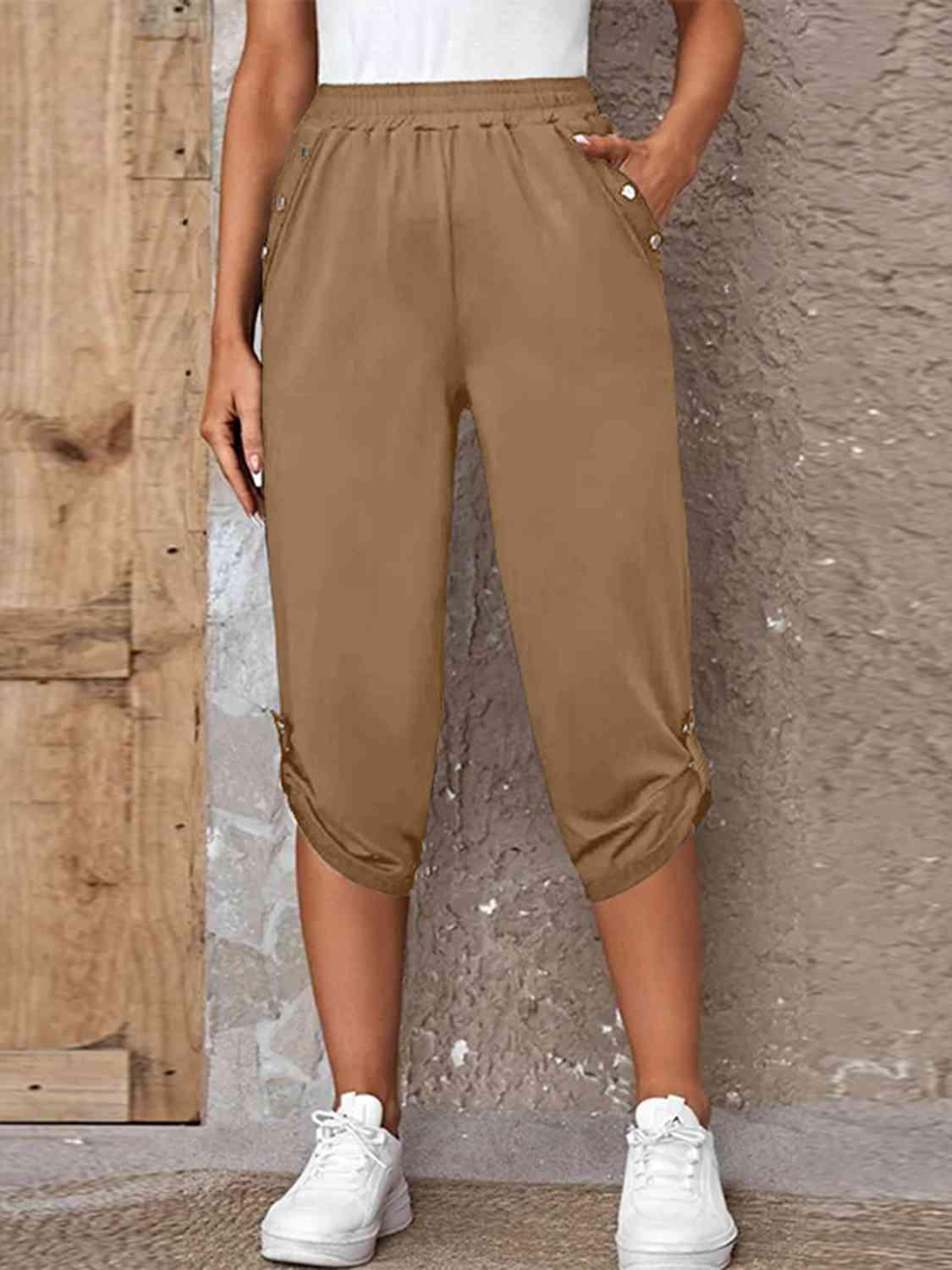 Adventure Ready Roll-Tab Elastic Waist Capri Pants - MXSTUDIO.COM