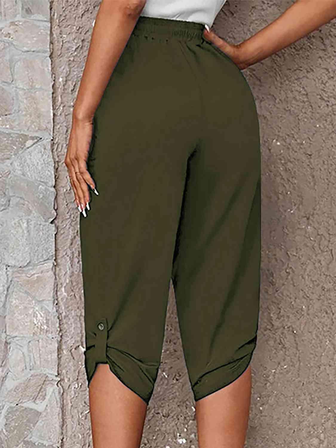 Adventure Ready Roll-Tab Elastic Waist Capri Pants - MXSTUDIO.COM