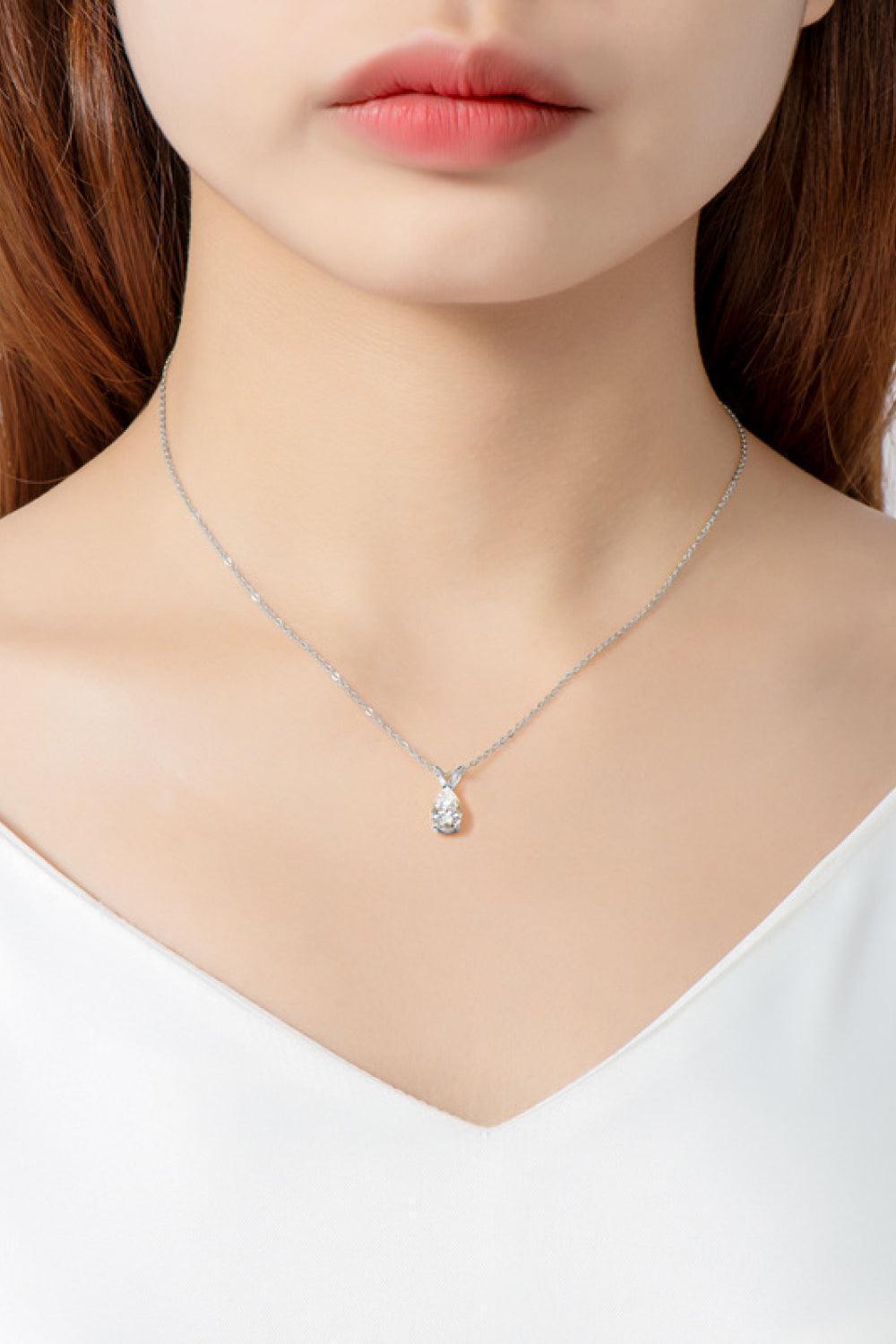 Amaze Teardrop 1.5 Carat Moissanite Necklace Womens - MXSTUDIO.COM