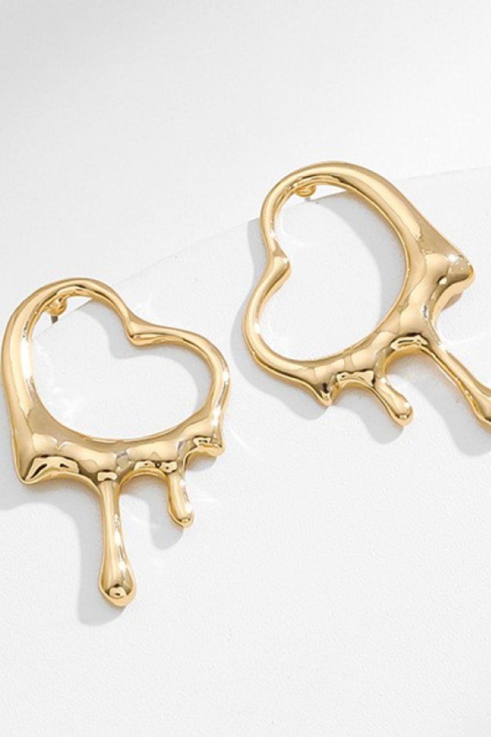 Amazed Onlookers Zinc Alloy Gold Heart Earrings - MXSTUDIO.COM