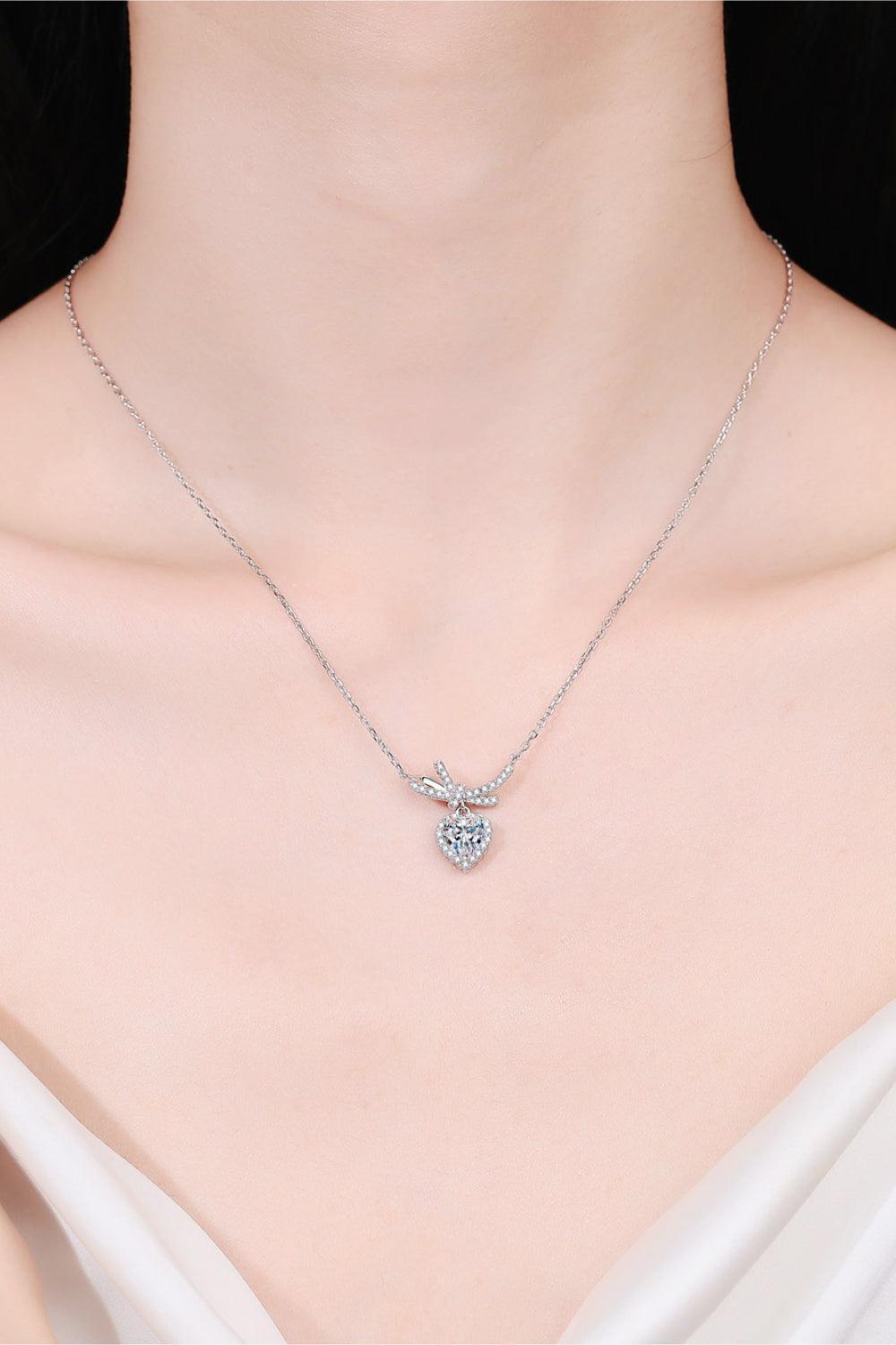 Amazing 1 Carat Heart Moissanite Pendant Necklace - MXSTUDIO.COM