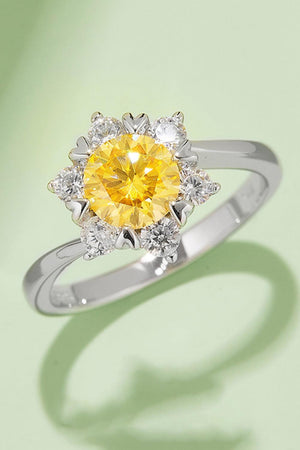 Amorousness Cluster 1 Carat Moissanite Ring - MXSTUDIO.COM