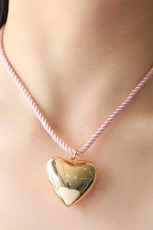 Appealing Heart Pendant Rope Necklace - MXSTUDIO.COM