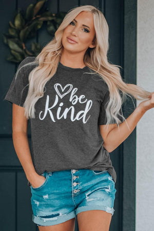 Be Kind Graphic Print T-Shirt - MXSTUDIO.COM