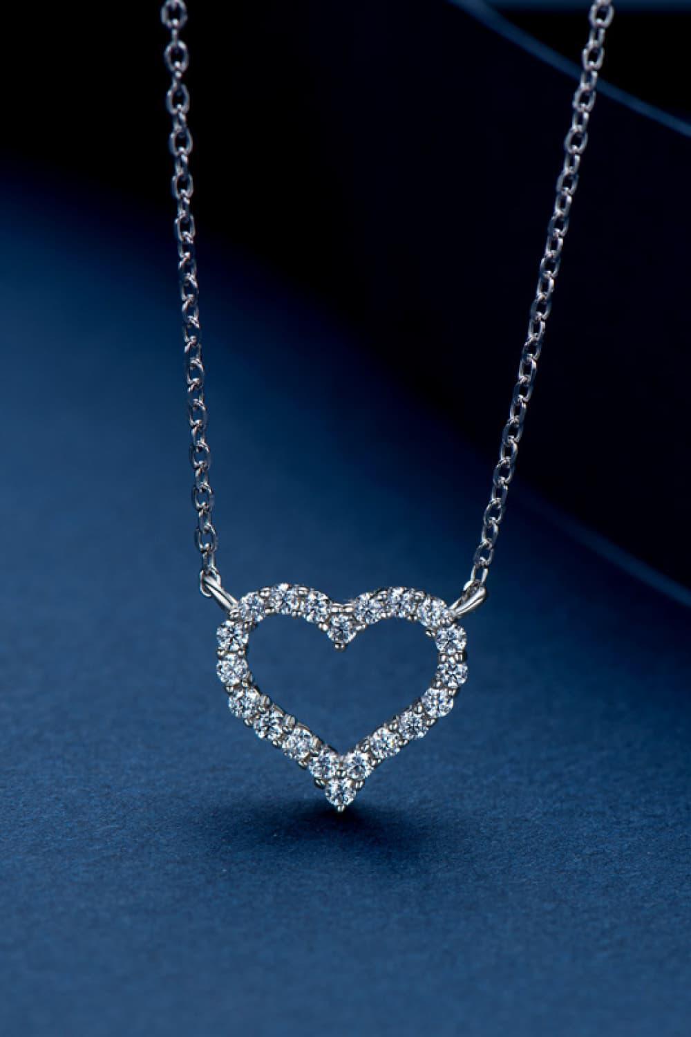 Be Memorable Platinum-Plated Moissanite Heart Necklace - MXSTUDIO.COM