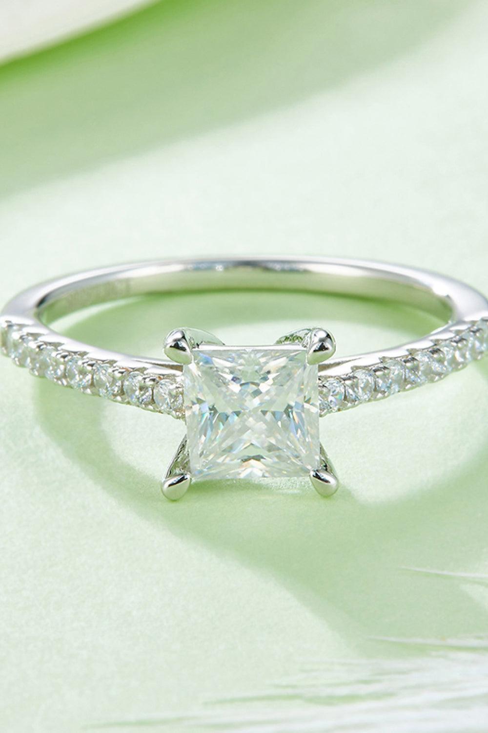 Bedazzling Side Stone 1.21 Carat Moissanite Ring - MXSTUDIO.COM