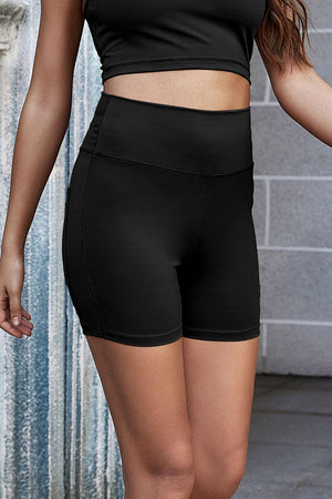 Buttoned-Up Exposed Seam Yoga Short - MXSTUDIO.COM