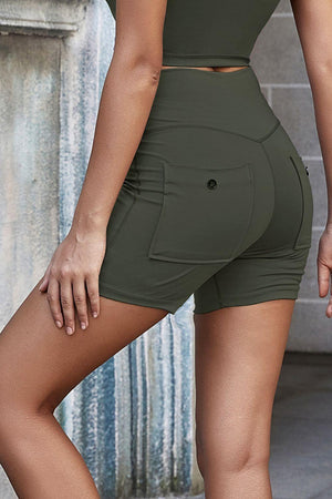 Buttoned-Up Exposed Seam Yoga Short - MXSTUDIO.COM