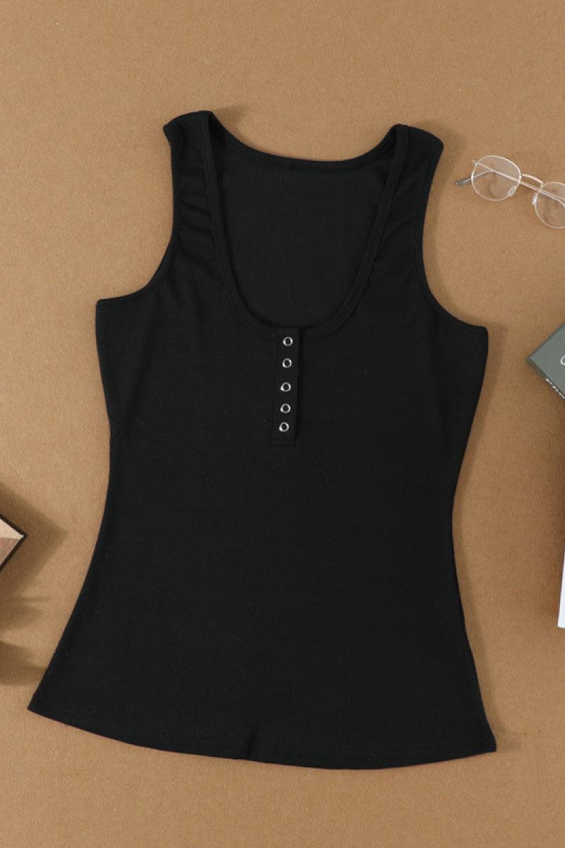 Captivating Black U Neck Tank Top - MXSTUDIO.COM