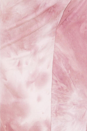 a picture of a pink and white background