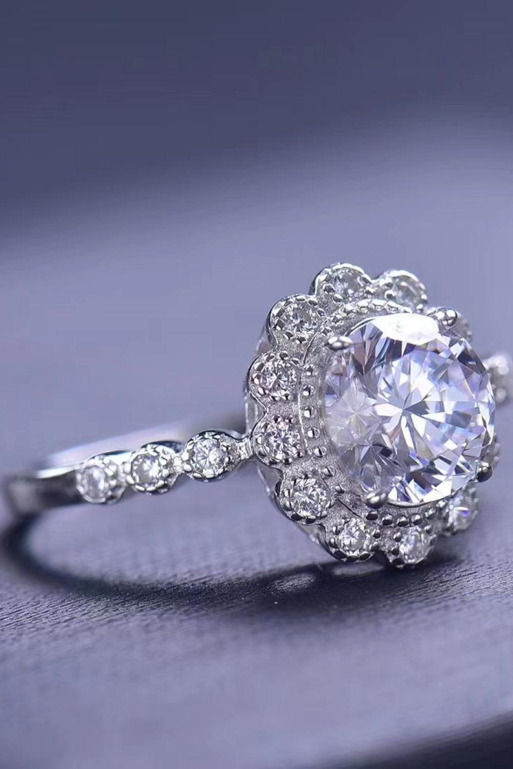 Charming Platinum-Plated 1.5 Carat Moissanite Ring - MXSTUDIO.COM