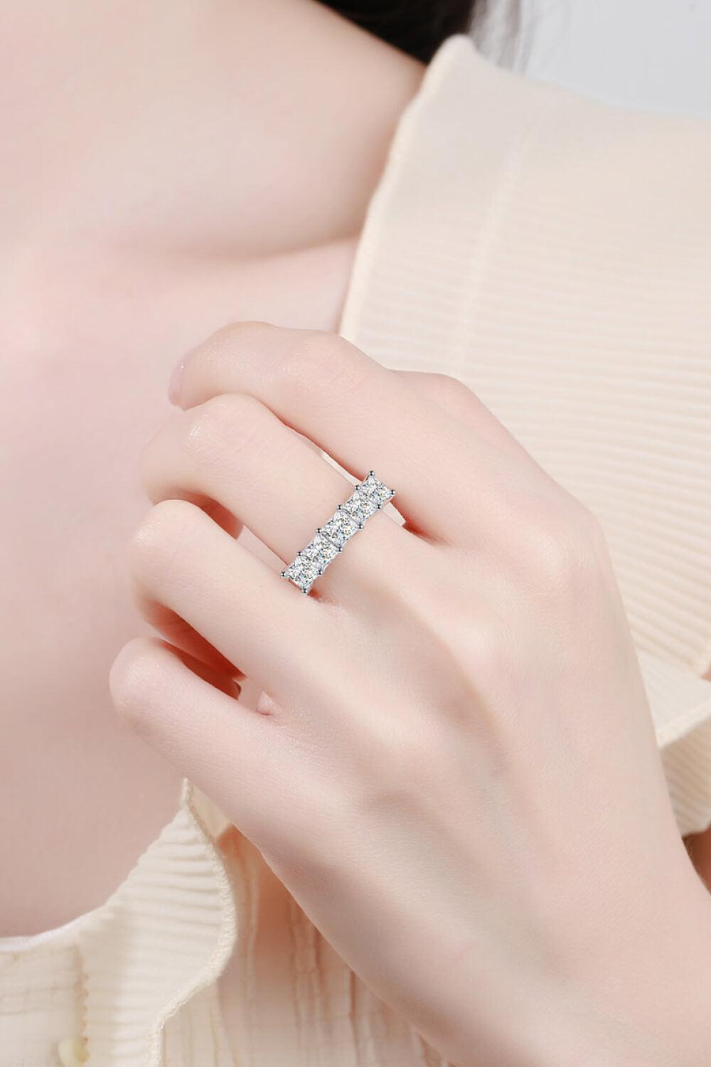 Charming Surprise Sterling Silver 2 Carat Moissanite Ring - MXSTUDIO.COM