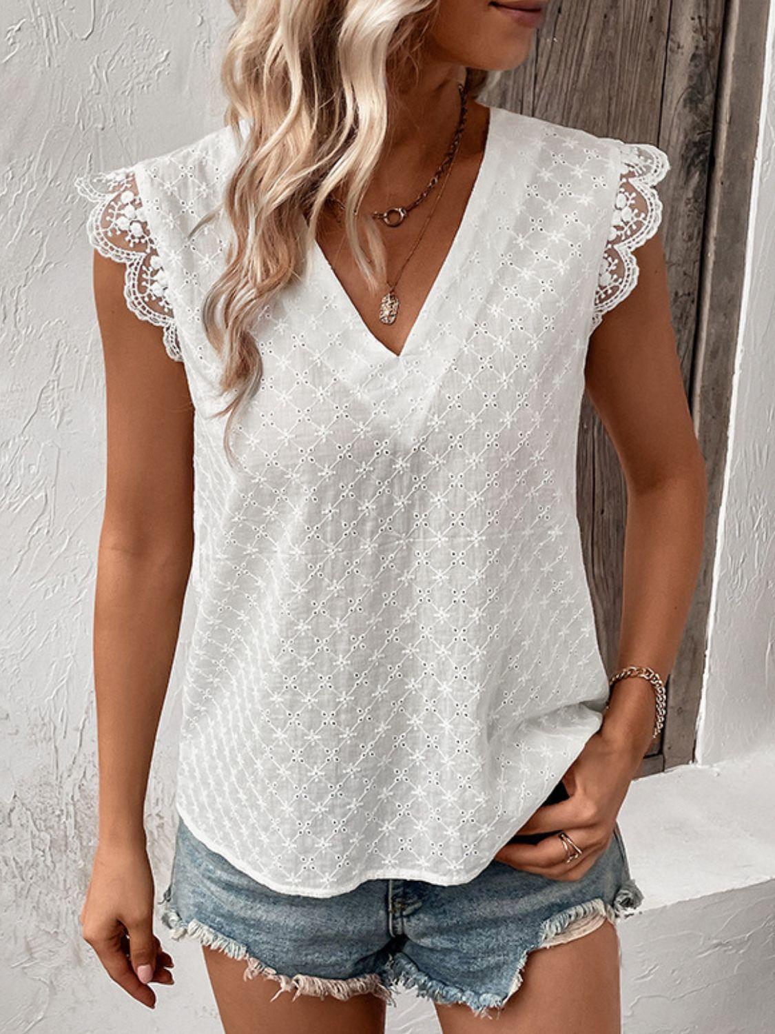 Chasing Calmness White Lace V Neck Top - MXSTUDIO.COM