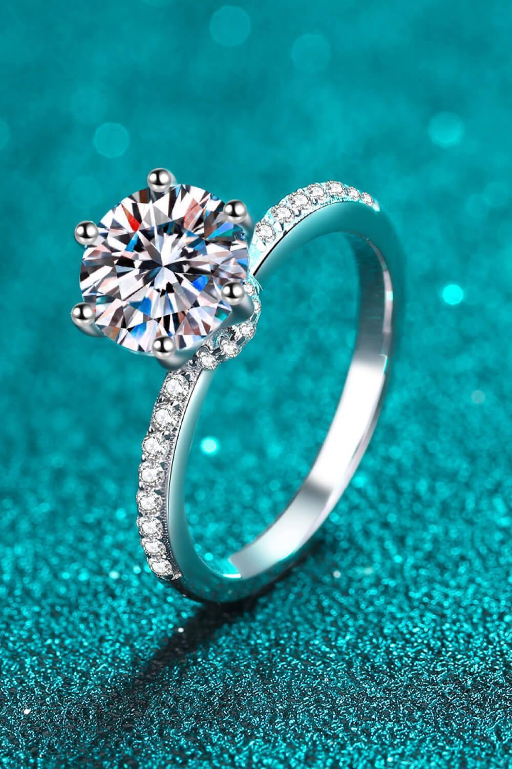 Classic Round Cut 2 Carat Moissanite Ring - MXSTUDIO.COM