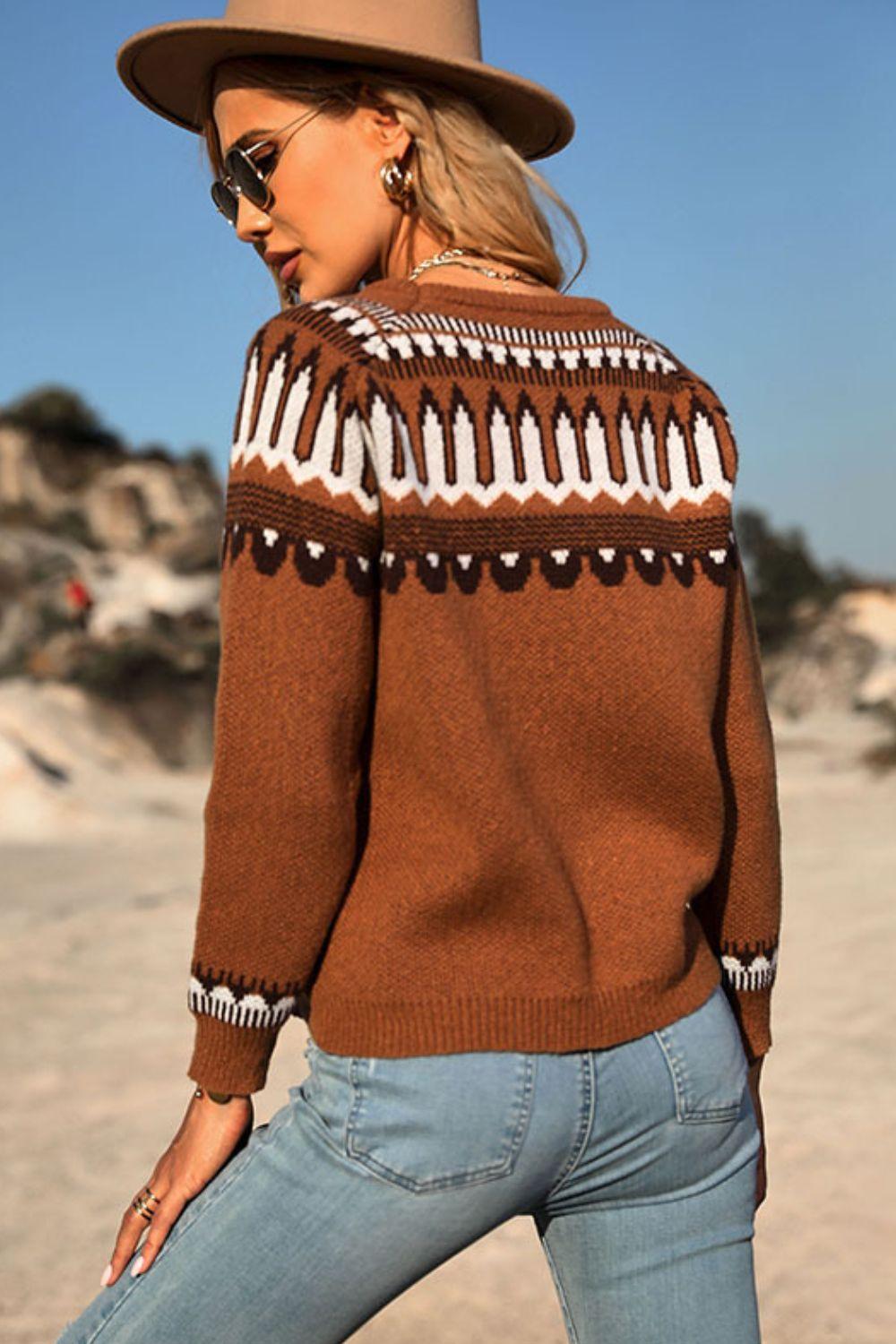 Comfortable Wanderer Brown Crew Neck Sweater - MXSTUDIO.COM