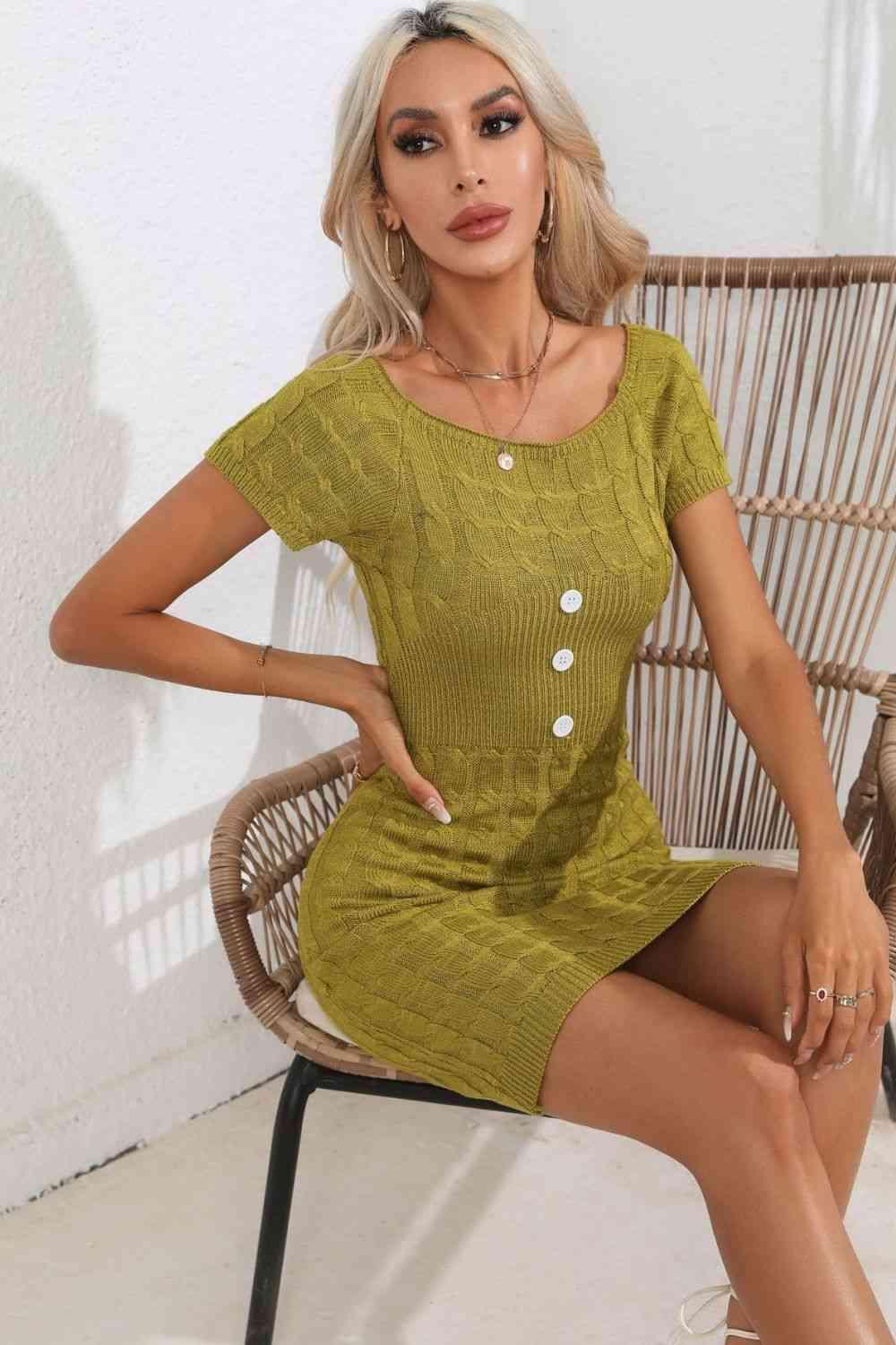 Confidently Chic Short Sleeve Knit Dress - MXSTUDIO.COM