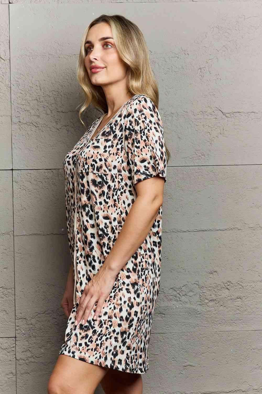 Convenient Button Down Leopard Print Nightie - MXSTUDIO.COM