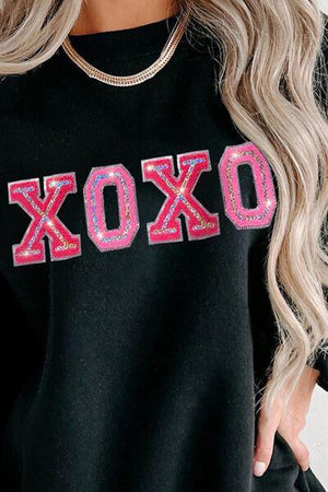 Cozy Chic Crew Neck Xoxo Sweatshirt-MXSTUDIO.COM