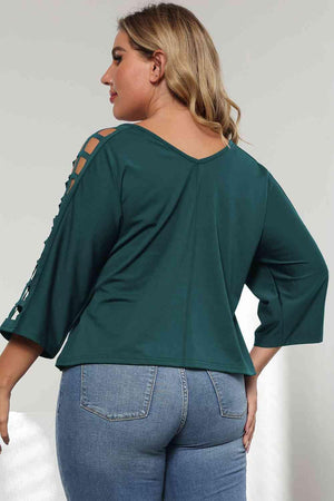 Creatively Design Cutout Plus Size 3/4 Sleeve Top - MXSTUDIO.COM