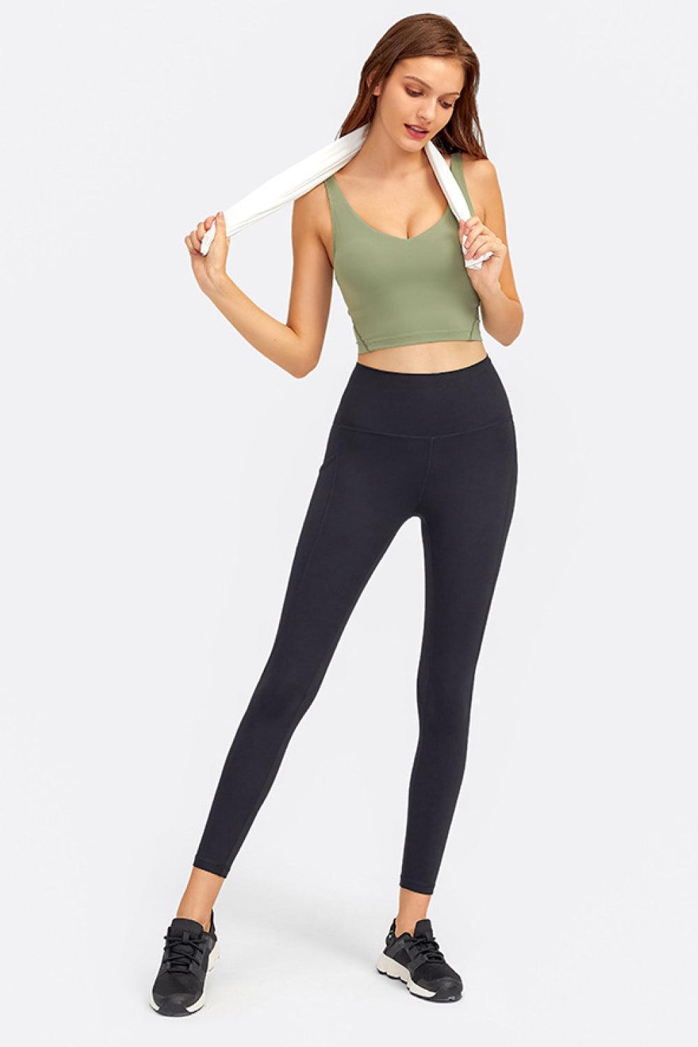 Deep Impact V- Neck Crop Athletic Bra - MXSTUDIO.COM