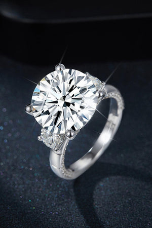 Deluxe Platinum-Plated 8 Carat Moissanite Ring - MXSTUDIO.COM