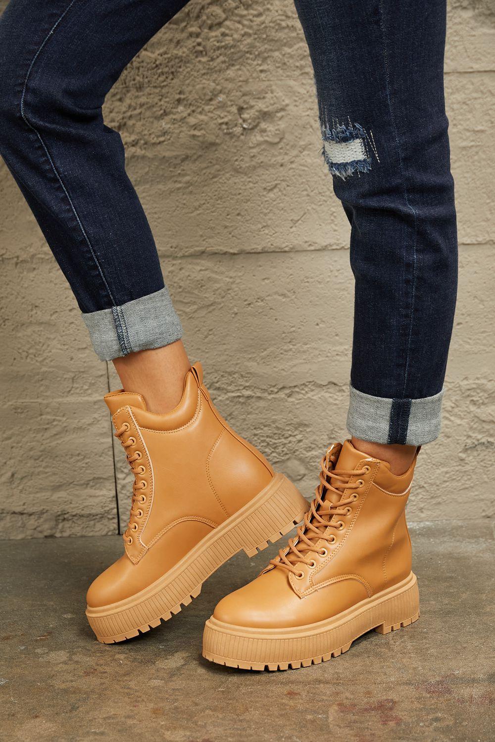 East Lion Lace Up Caramel Platform Combat Boots - MXSTUDIO.COM