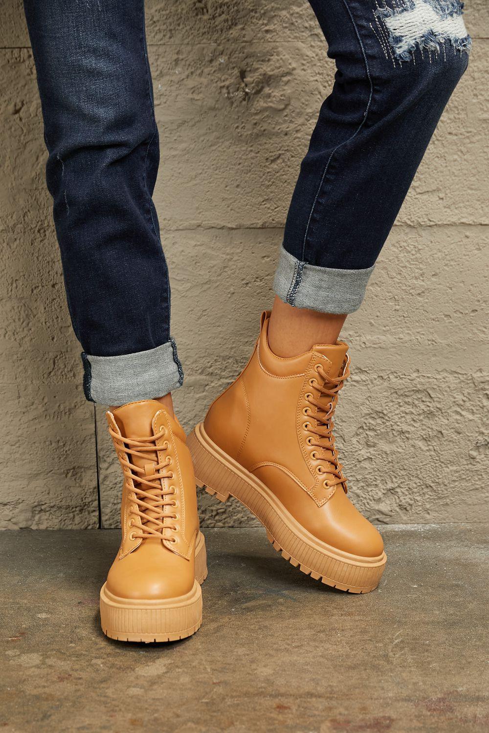 East Lion Lace Up Caramel Platform Combat Boots - MXSTUDIO.COM