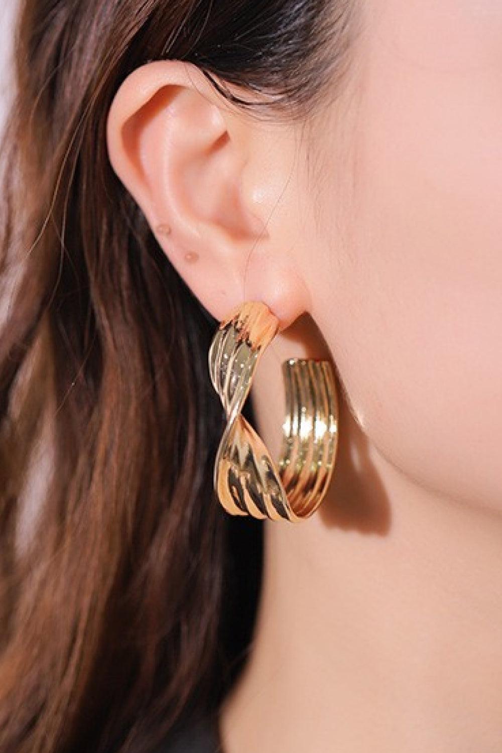 Embrace Glamour Twisted C-Hoop Gold Plated Earrings - MXSTUDIO.COM