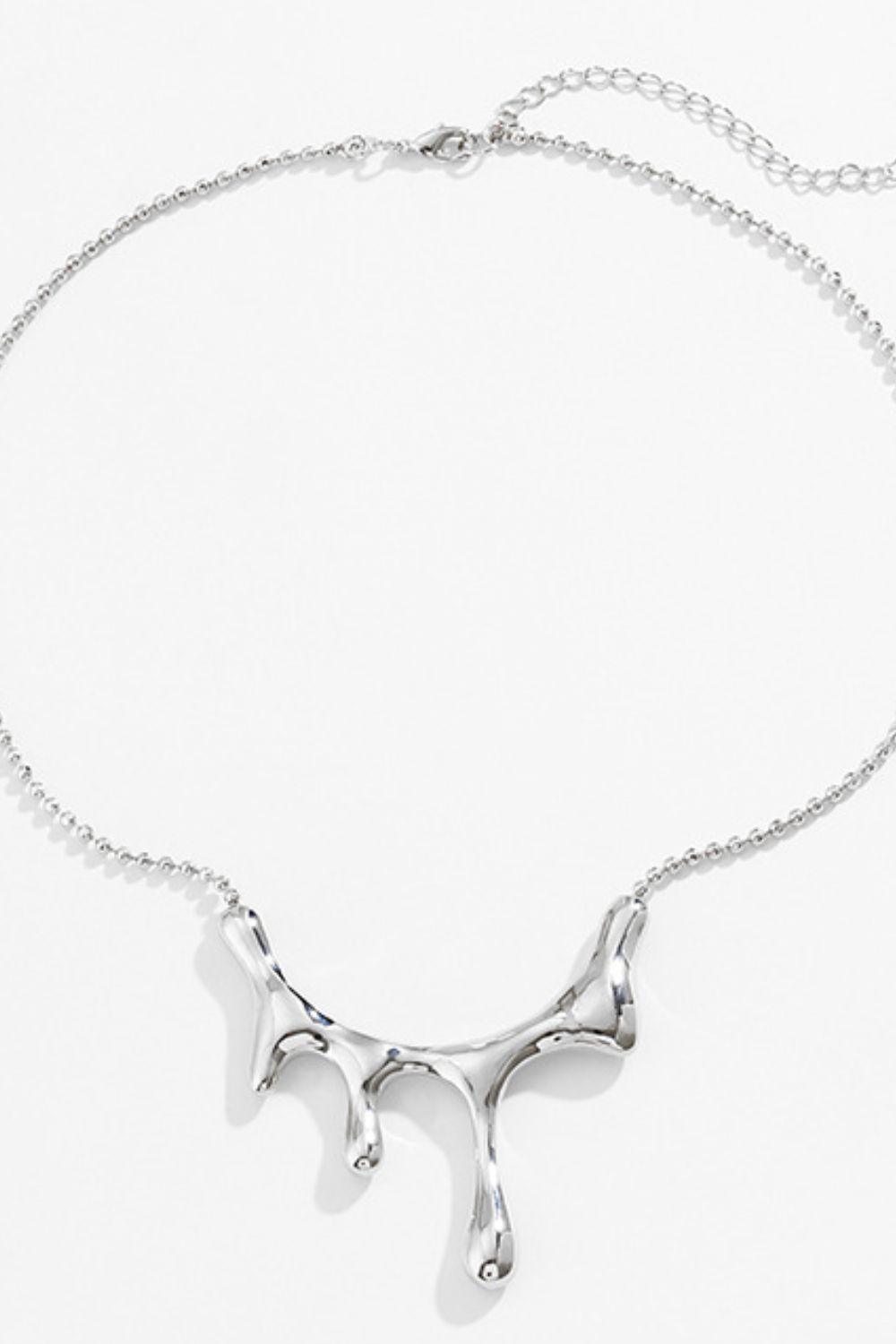 Embracing Adoration Lobster Clasp Necklace - MXSTUDIO.COM