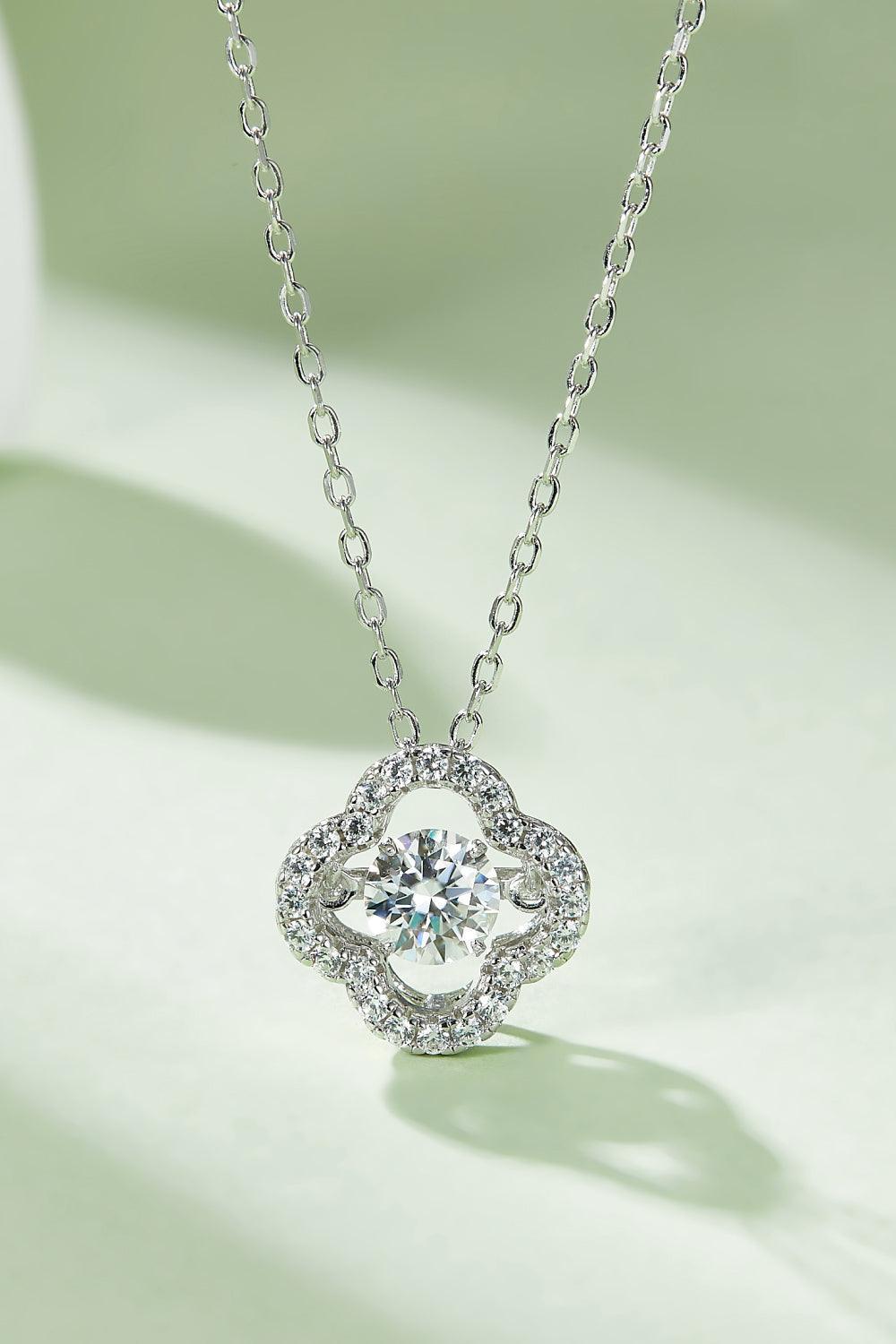 Enduring Four Leaf Clover Pendant Moissanite Necklace - MXSTUDIO.COM