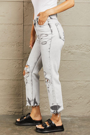 Everyday Look Cropped Distressed Mom Jeans - MXSTUDIO.COM