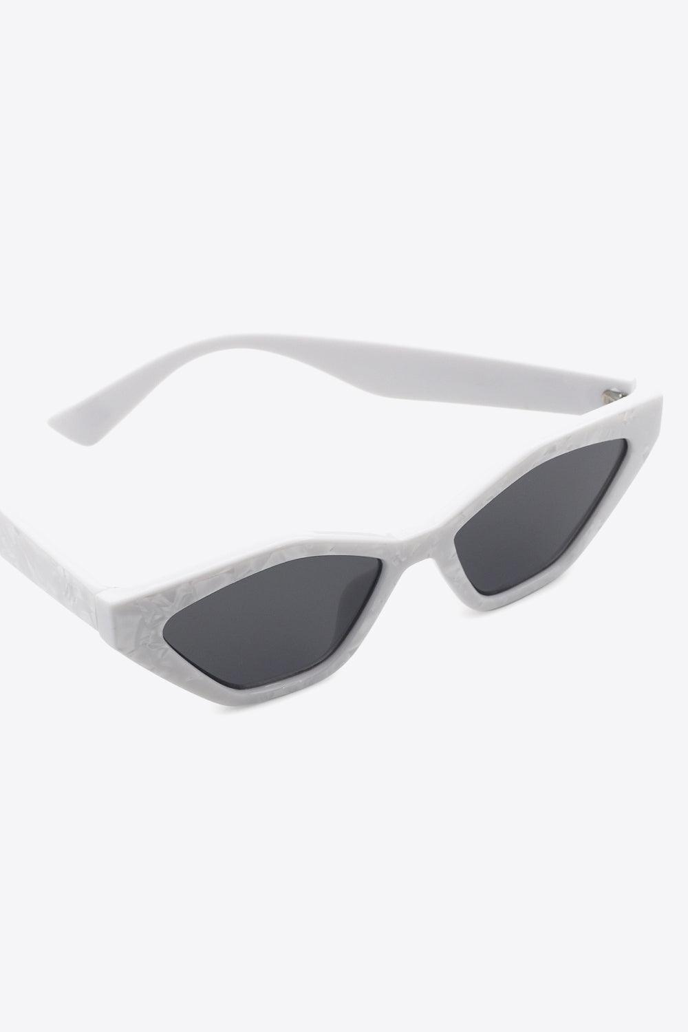 Exceptional Cat Eye Polycarbonate Sunglasses - MXSTUDIO.COM