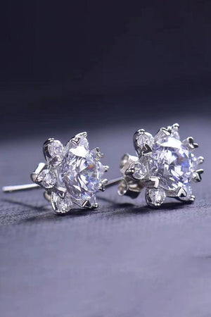 Exemplary Floral Shaped 2 Carat Moissanite Stud Earrings - MXSTUDIO.COM