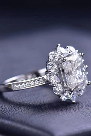 Expertly Cut Platinum-Plated 2 Carat Moissanite Ring - MXSTUDIO.COM