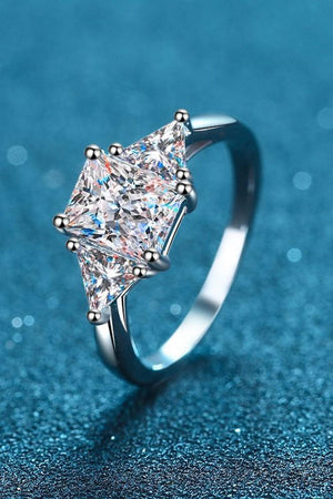 Exquisite 3 Stone Ensemble 3 Carat Moissanite Ring - MXSTUDIO.COM