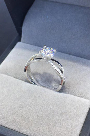 Extremely Beautiful Crisscross 2 Carat Moissanite Ring - MXSTUDIO.COM