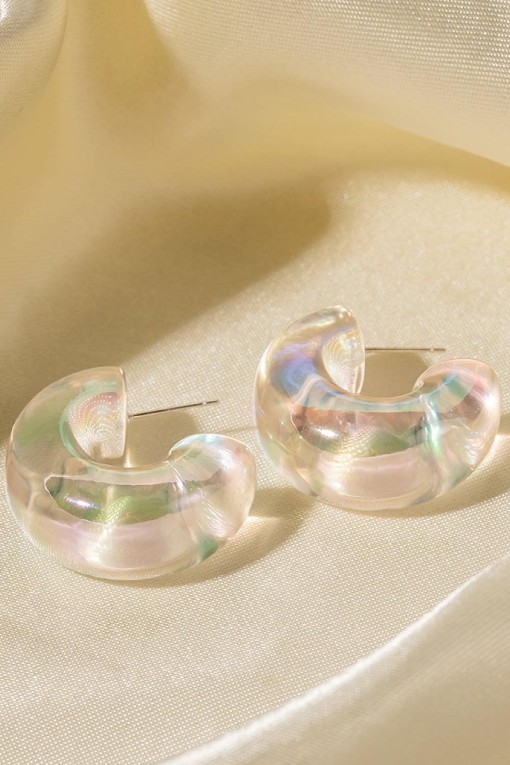 Face Fashion C-Shaped Resin Hoop Earrings - MXSTUDIO.COM