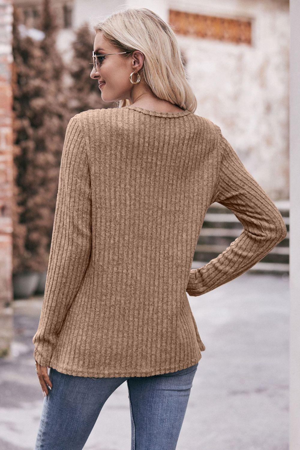 Fall Chick Buttoned Ribbed Long Sleeve Top - MXSTUDIO.COM