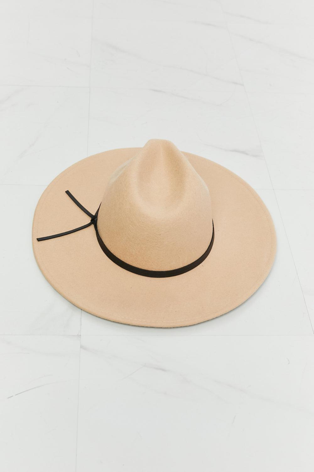 Fame Faux Leather Knot Beige Wide Brim Fedora Hat - MXSTUDIO.COM