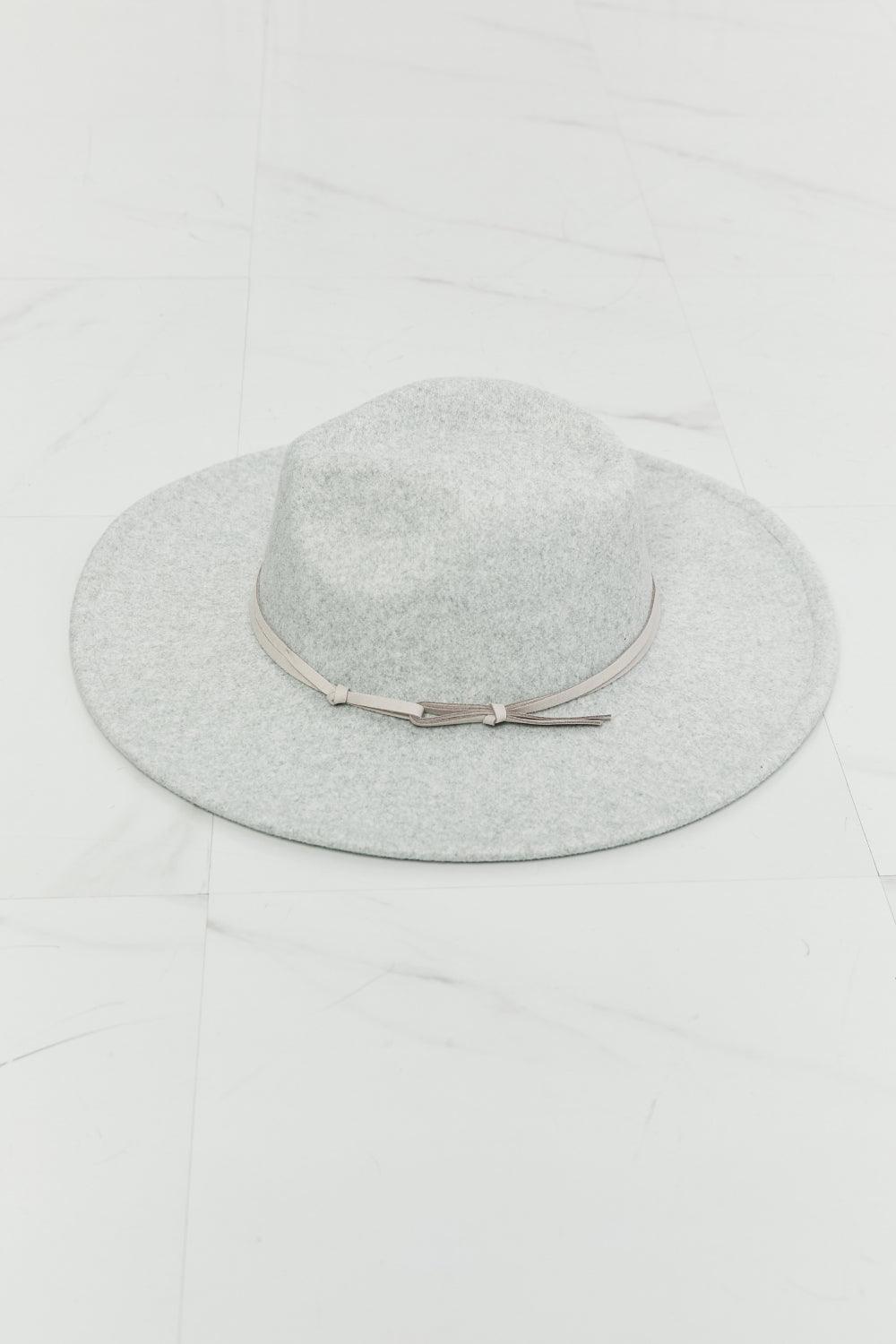 Fame Festival Diva Light Gray Wide Brim Fedora Hat - MXSTUDIO.COM