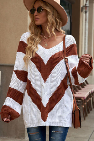 Fashion Meets Comfort V-Neck Chevron Sweater - MXSTUDIO.COM