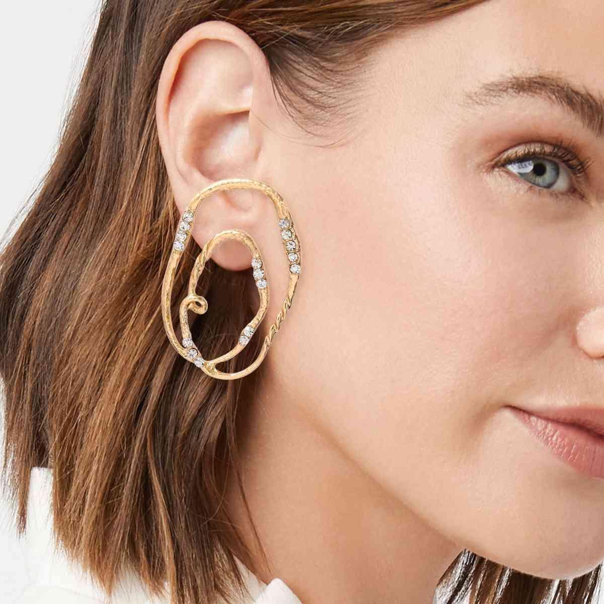 Fashion-Savvy Alloy & Rhinestone Geometric Earrings-MXSTUDIO.COM