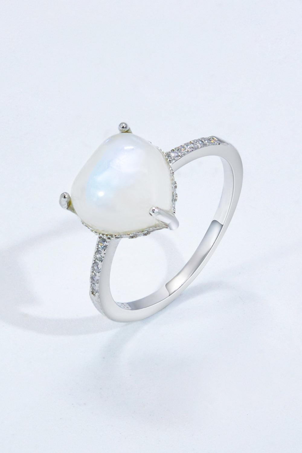 Feel Amazed Heart-Shaped Moonstone Ring - MXSTUDIO.COM