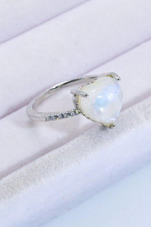 Feel Amazed Heart-Shaped Moonstone Ring - MXSTUDIO.COM