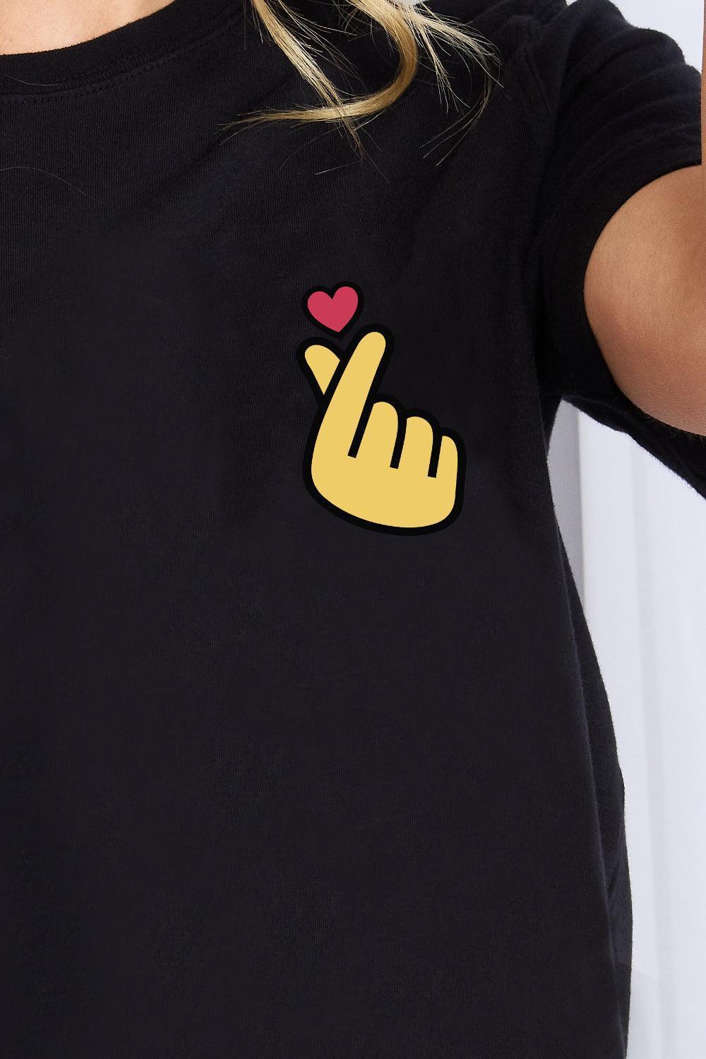 Finger Heart Emoji Graphic Love T Shirt - MXSTUDIO.COM