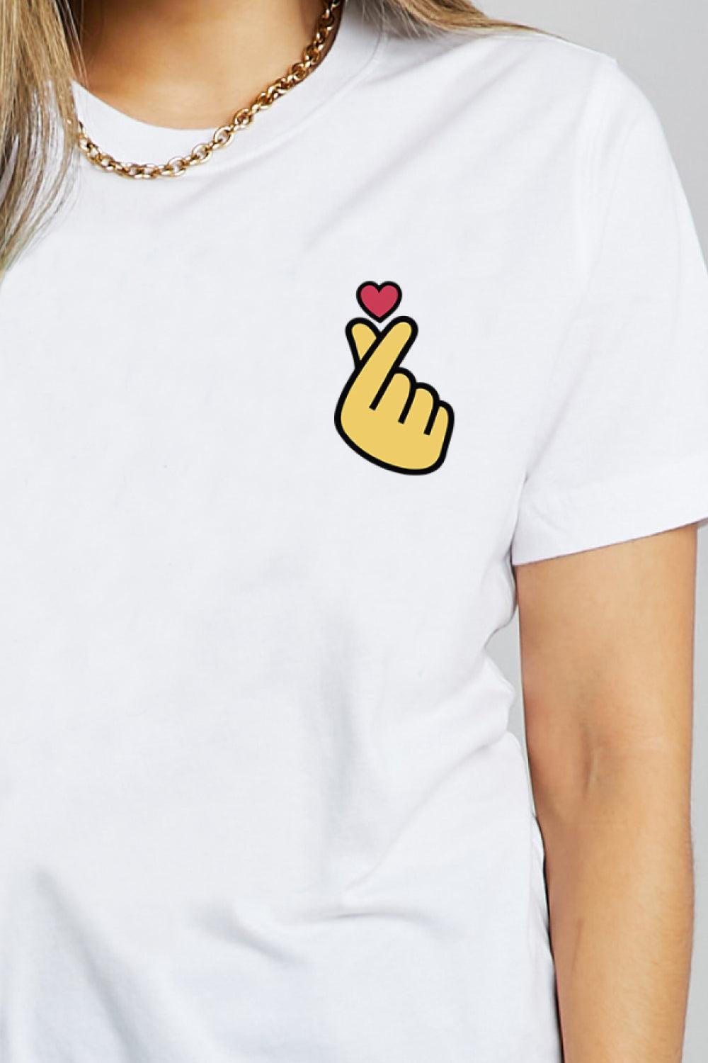 Finger Heart Emoji Graphic Love T Shirt - MXSTUDIO.COM