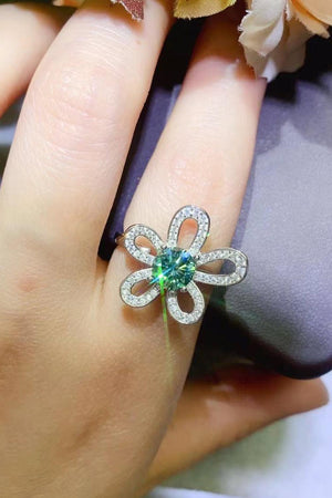 Flower Shape 1 Carat Green Moissanite Ring - MXSTUDIO.COM