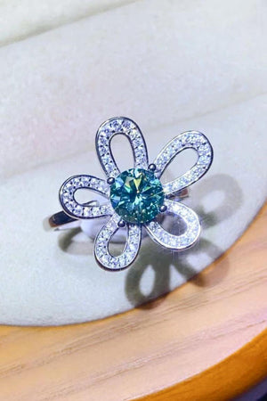 Flower Shape 1 Carat Green Moissanite Ring - MXSTUDIO.COM