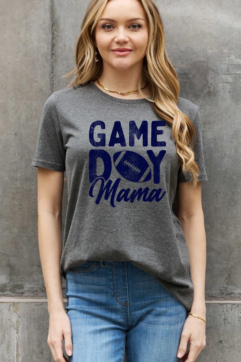 Gameday Mama Plus Size Football Graphic Tee - MXSTUDIO.COM